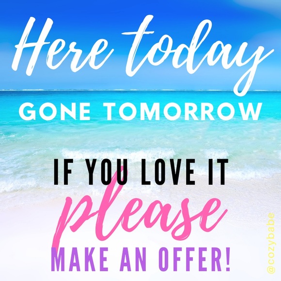 Sweaters - 24 hour shipping! 🌴